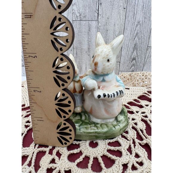 Vintage Mother and Baby Bunny Porcelain Figurine - Picture 6 of 6